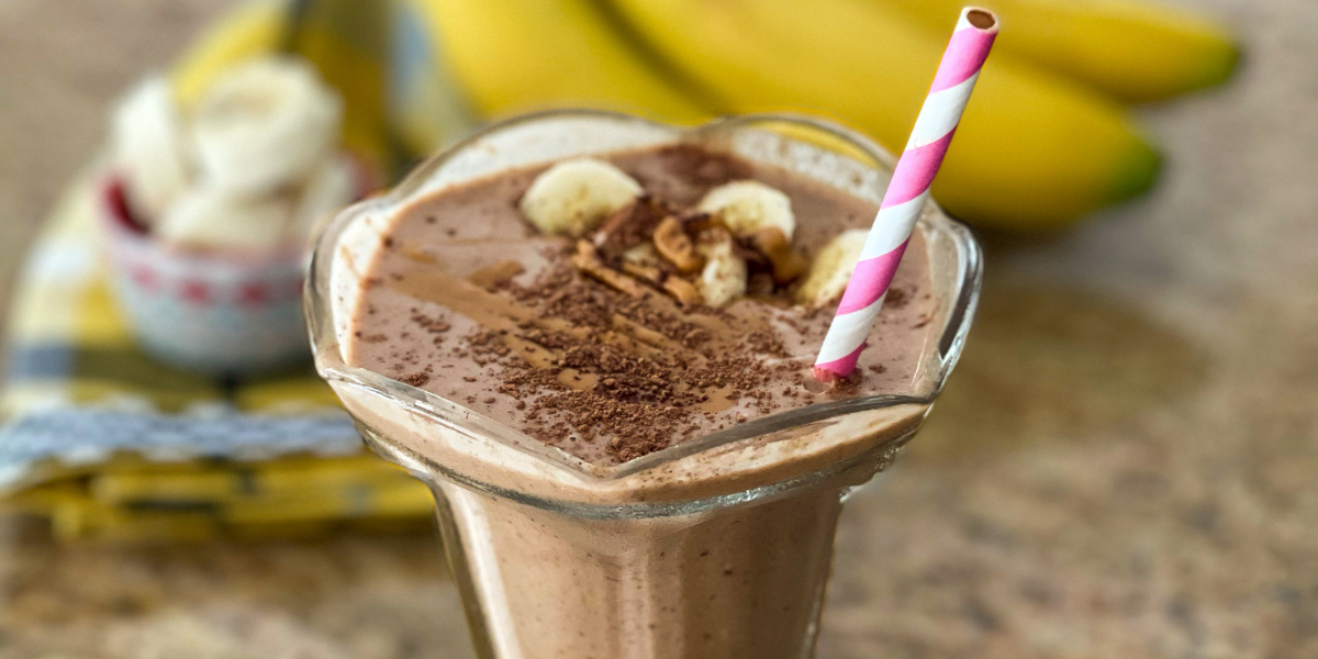 Chocolate Peanut Butter Hormone Balancing Smoothie – Zenwise